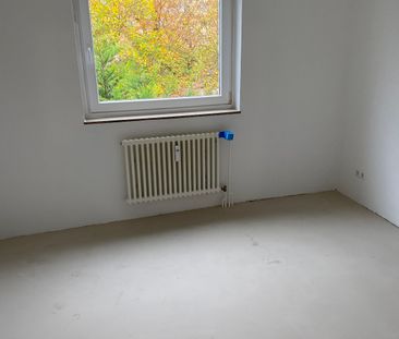 Einziehen und wohlfühlen - geräumige 3-Zimmer-Wohnung // 2.OG rechts - Photo 4