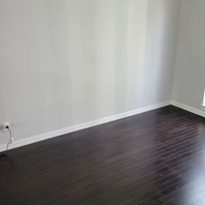 Large 1+1(2nd bedroom) Unit with Parking and Locker - Photo 3