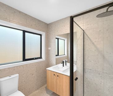 15 Salters Street, Thornhill Park, Vic 3335 - Photo 2