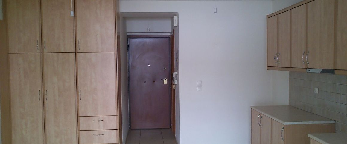 Studio/Γκαρσονιέρα για ενοικίαση - Κέντρο - Λιμάνι, - Photo 1