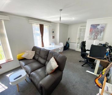 1 bedroom property to rent - Photo 1