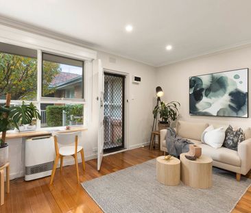 Private, Modern & Wonderfully Located - Photo 3