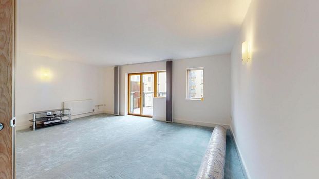 3 bedroom flat to rent - Photo 1