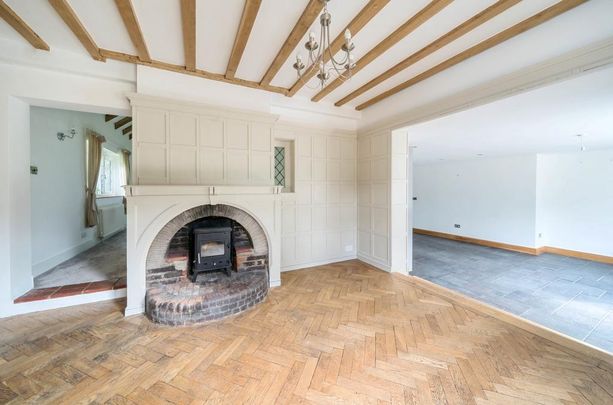 5 bedroom detached house to rent - Photo 1