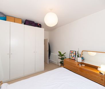 Finborough Road, London, SW17 - Photo 3