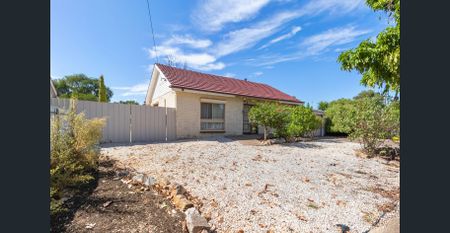 Three Bedroom Family Home with Large Yard - Photo 3