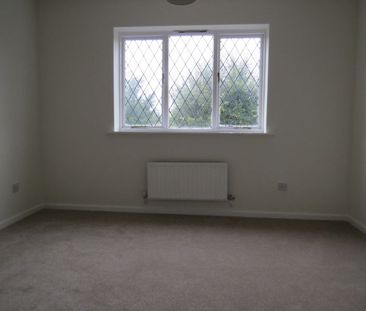 Sandown Crescent, Bowbrook, Shrewsbury, SY3 8SL - Photo 3