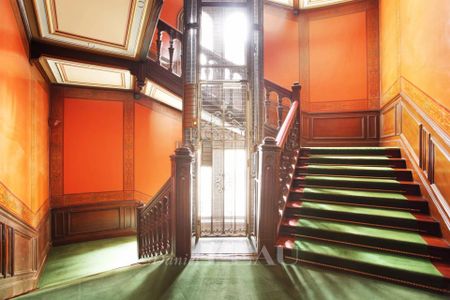 Location appartement, Paris 16ème (75016), 4 pièces, 236 m², ref 86196359 - Photo 2