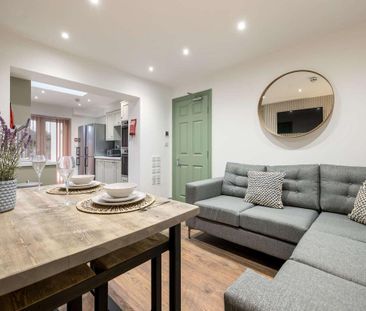 1 bedroom in a house share to rent - Photo 3