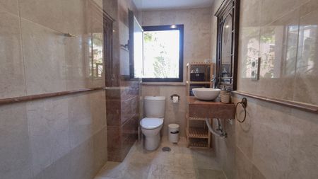 Apartment in Hacienda del Sol, Costa del Sol - Photo 4