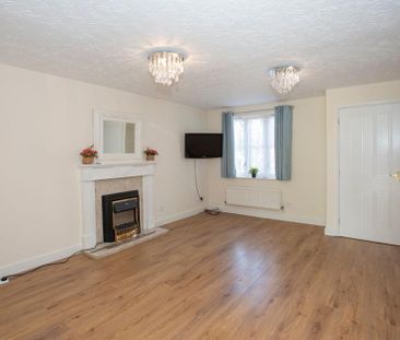 3 bedroom terraced house to rent - Photo 2