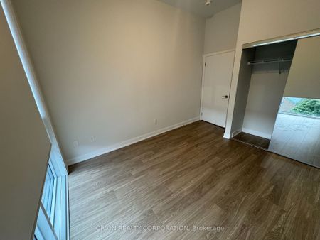 For Lease - 4130 Parkside Village Drive Unit# 409, Mississauga, Ontario - Photo 3