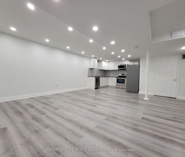 Detached Home For Lease | E8123238 - Photo 2