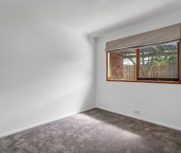 25 Cameron Way, Pakenham VIC 3810 - House For Rent | Domain - Photo 3