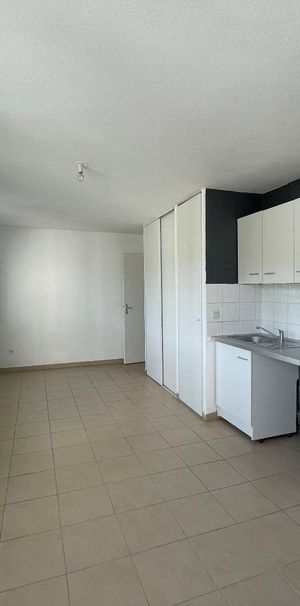 Location Appartement 2 pièces 41m² ST ETIENNE 42000 - Photo 1