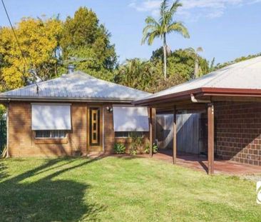 CHARMING HOME WALKING DISTANCE TO THE BAY - RENT INCREASES TO $600 ... - Photo 4