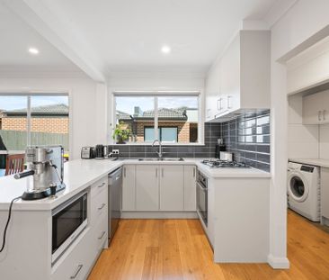 Modern 2-Bedroom Unit in Prime Glenroy Location - Photo 2