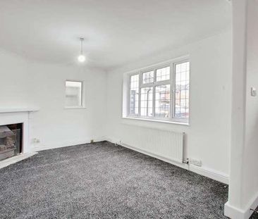 Chestnut Avenue, Slough, SL3 - Photo 1