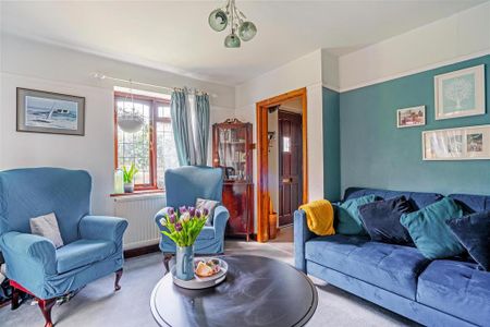 4 bedroom detached house to rent - Photo 3