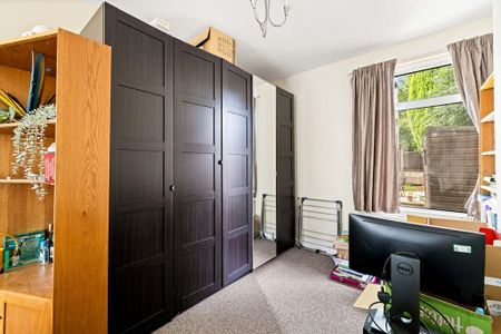 3 bedroom end of terrace house to rent - Photo 2