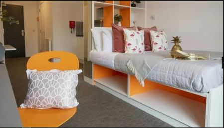 Room in a Shared House, Fraser Studios, AB25 - Photo 2