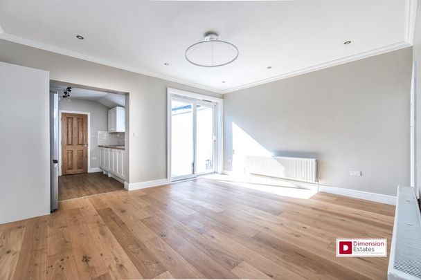 4 bedroom terraced house to rent - Photo 1