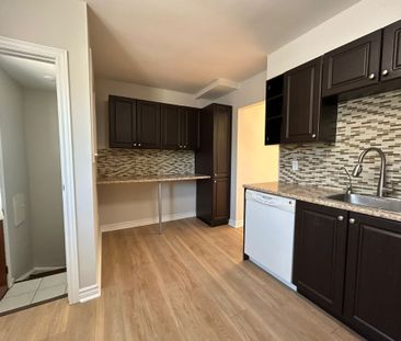 For Lease - 254 Anzac Road Unit# Main, Richmond Hill, Ontario - Photo 3