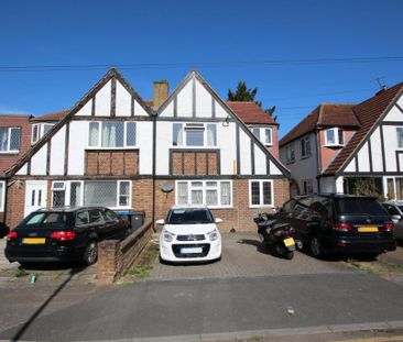 Rooms to Let – Worcester Park (Columbia Avenue, KT4) - Photo 5