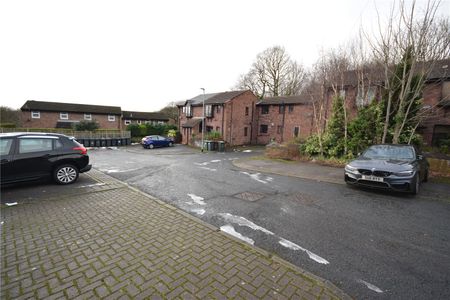 18, Walesby Court, Leeds, West Yorkshire, LS16 6RX - Photo 2