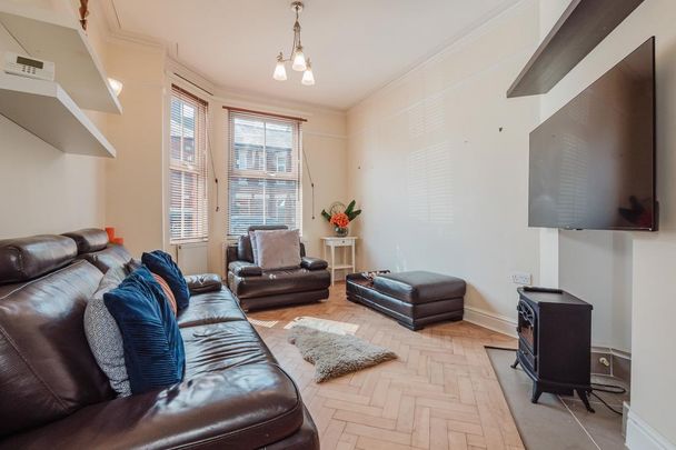 3 bedroom terraced house to rent - Photo 1