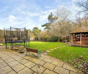Grosvenor Court, Hawley, Camberley, Surrey, GU17 - Photo 2