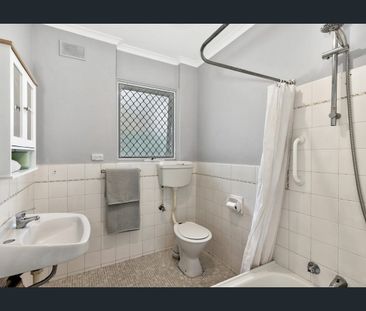 The Ultimate Beachside Lifestyle - Photo 3