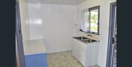 Affordable Mareeba Living Awaits You - Photo 5