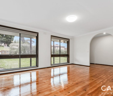10 Exell Drive, Dandenong North - Photo 2