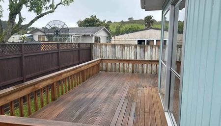 Cozy 3 bedroom home in great location. - Photo 4