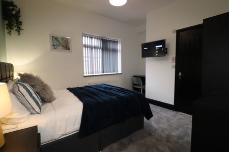 BRAND NEW En Suite Rooms in Warrington - Photo 4