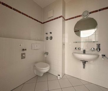 2 Raumwohnung mit Balkon + Aufzug im Herzen von Chemnitz! - Foto 5