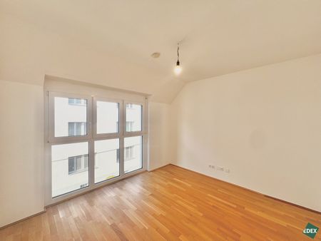 Moderne 2-Zimmer-DG-Wohnung mit sehr guter Anbindung - Photo 4