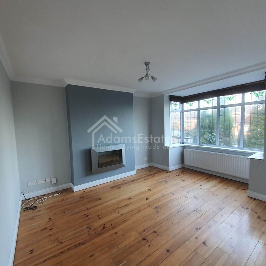 Frank Lane, Dewsbury - Photo 1