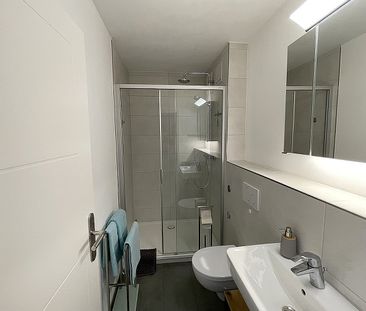 Moderne Wohnung in Leverkusen-Hitdorf – ruhig gelegen zwischen Köln... - Foto 1