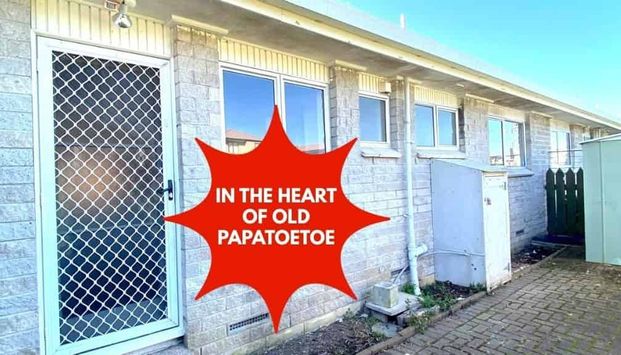 2 BRM, 1 Bathroom Home, In The Heart Of Old Papatoetoe - Photo 1