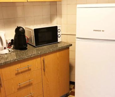 Room in shared apartment in Porto - Photo 6