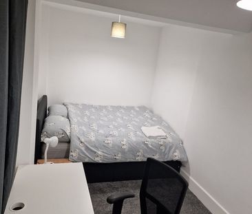 Room in a Shared House, Bishopthorpe Lane, BS10 - Photo 2