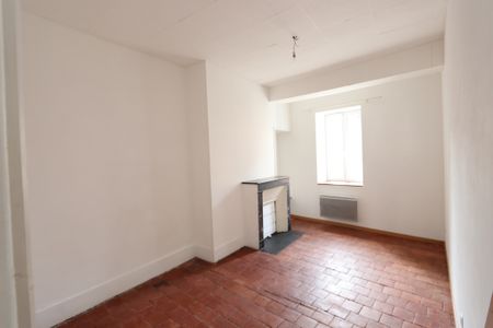 Location Appartement 2 pièces 40m² LA CHARITE SUR LOIRE 58400 - Photo 3