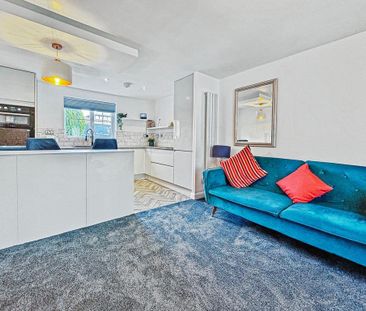 2 bedroom semi-detached house to rent - Photo 1