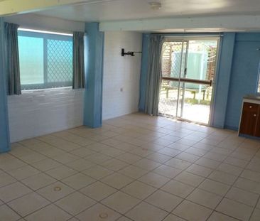 HIGHSET 4 BEDROOM HOME IN KIN KORA CLOSE TO SCHOOLS AND SHOPS - Photo 1