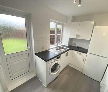 Martins Walk, Borehamwood, WD6 - Photo 4