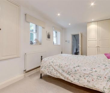 2 bedroom maisonette to rent - Photo 5