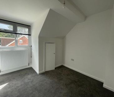 3 bedroom detached house to rent - Photo 3