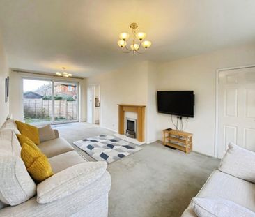 3 bedroom House To Let Total Size: 937 SQ FT - Photo 1